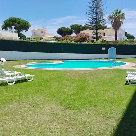 Ferias T1 Grande Com Piscina Vilamoura